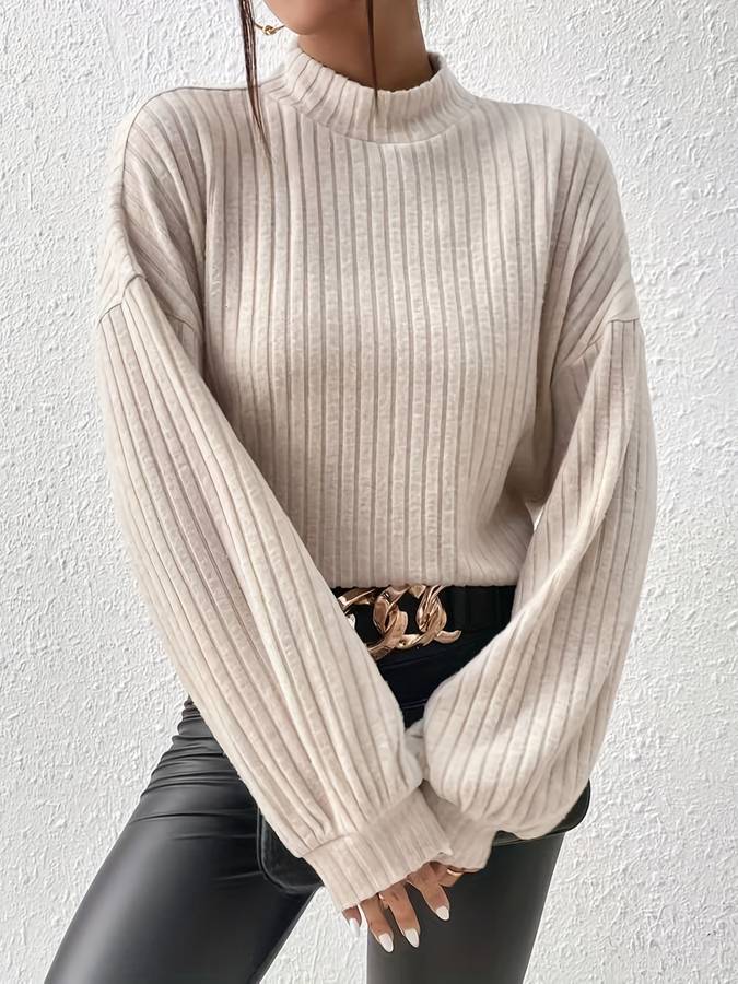 Maglione dal design curato