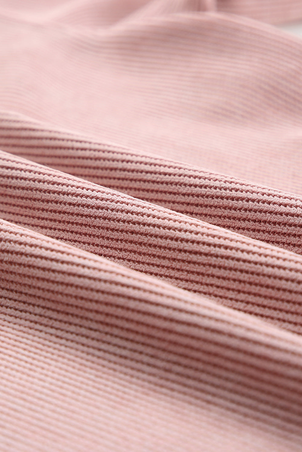 Maglione dal design curato