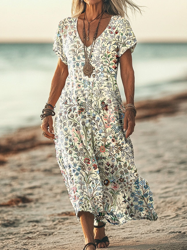 Vestito dal design curato