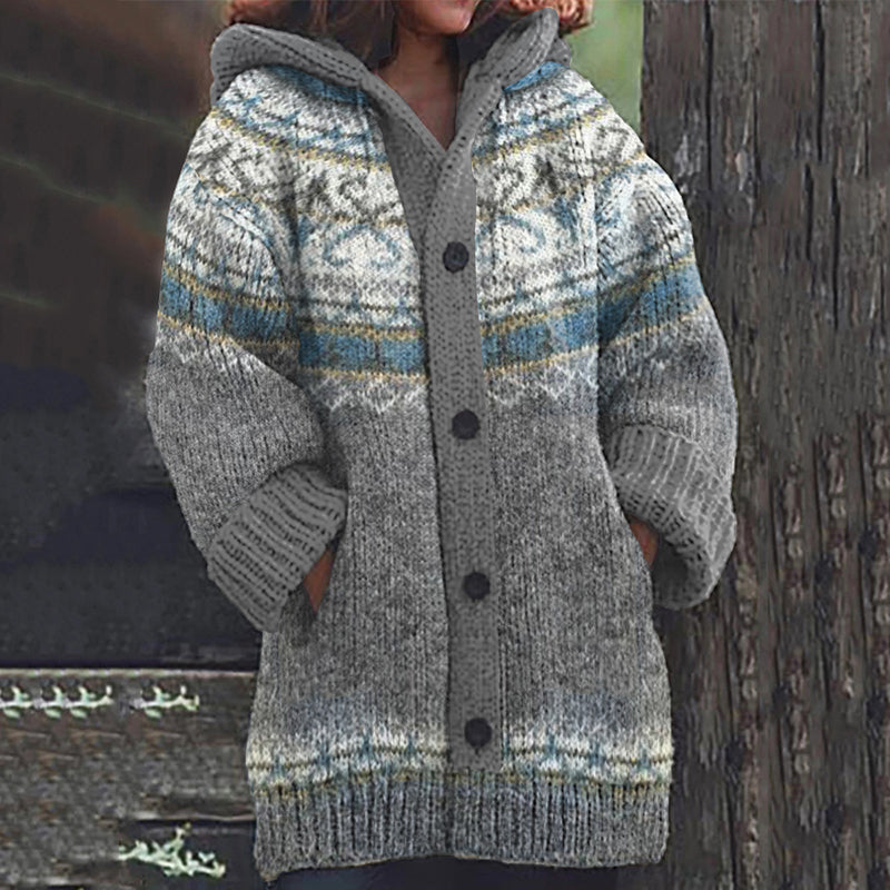 Cardigan dal design curato