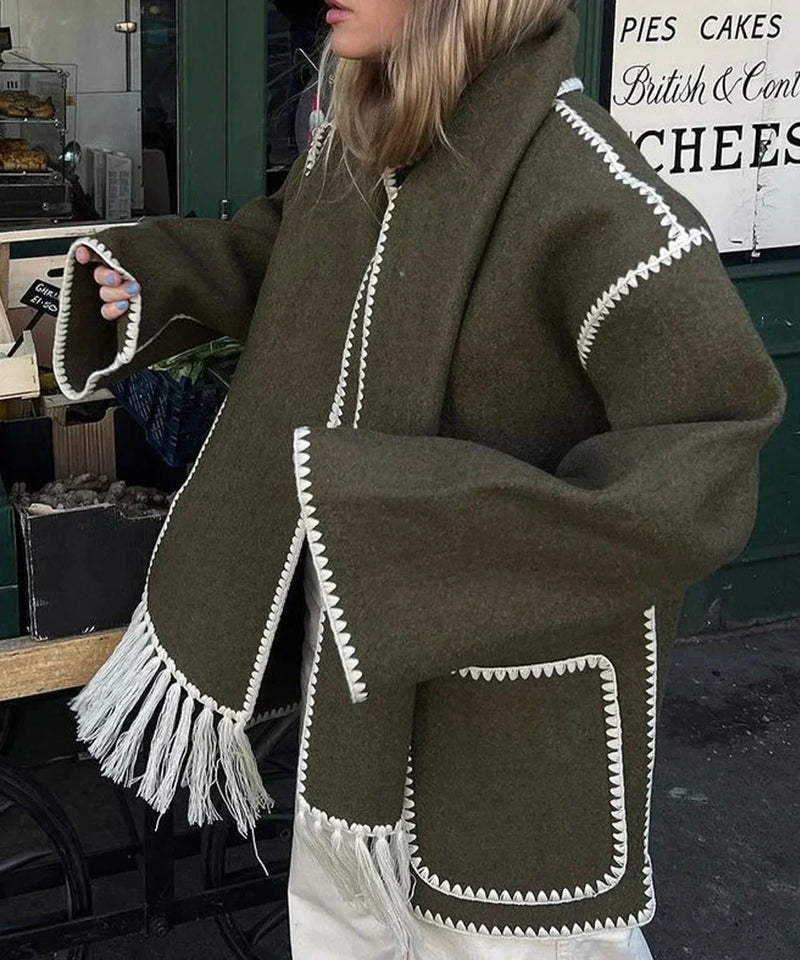 LP | Cappotto senza tempo con nappe per donna