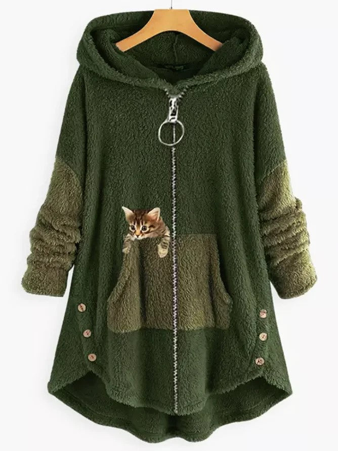 Cappotto in pile con cappuccio, pannelli colorblock e tasca ricamata con gattino