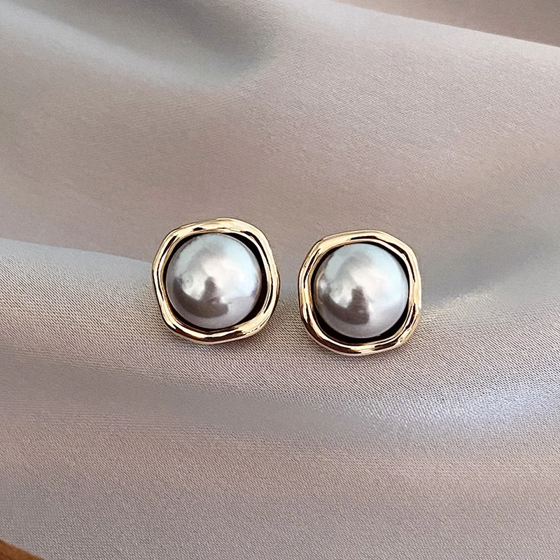 Perla Orecchino vintage fatto a mano