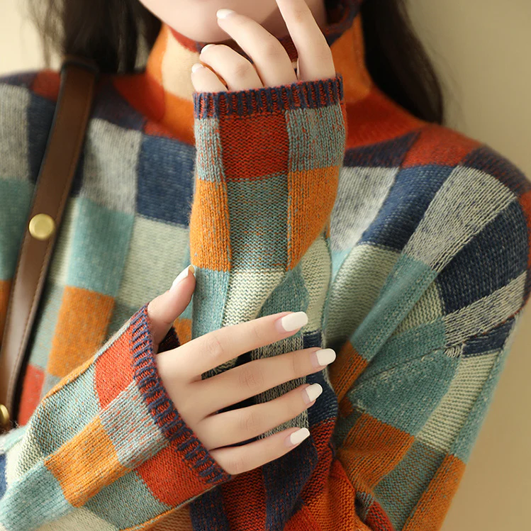 Maglione dal design curato
