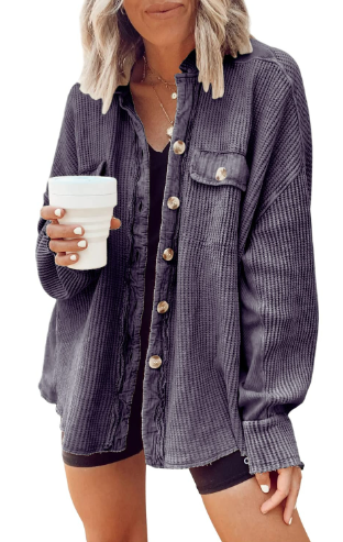 LP | Cappotto trendy con bottoni: unisce comfort e stile moderno