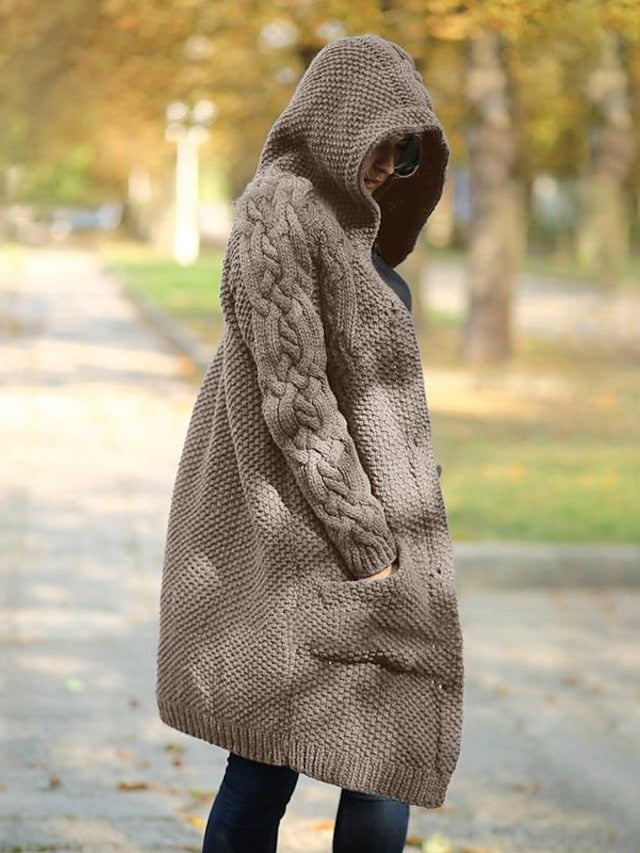 ER | Cardigan con cappuccio in maglia grossa