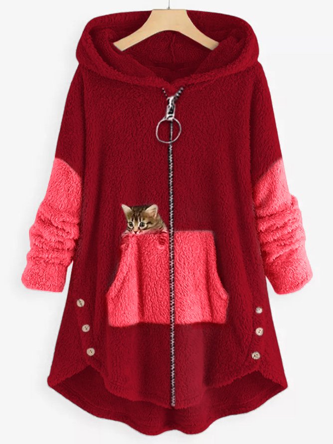 Cappotto in pile con cappuccio, pannelli colorblock e tasca ricamata con gattino