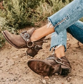 ER | Scarpe vintage con tacco medio e grosso